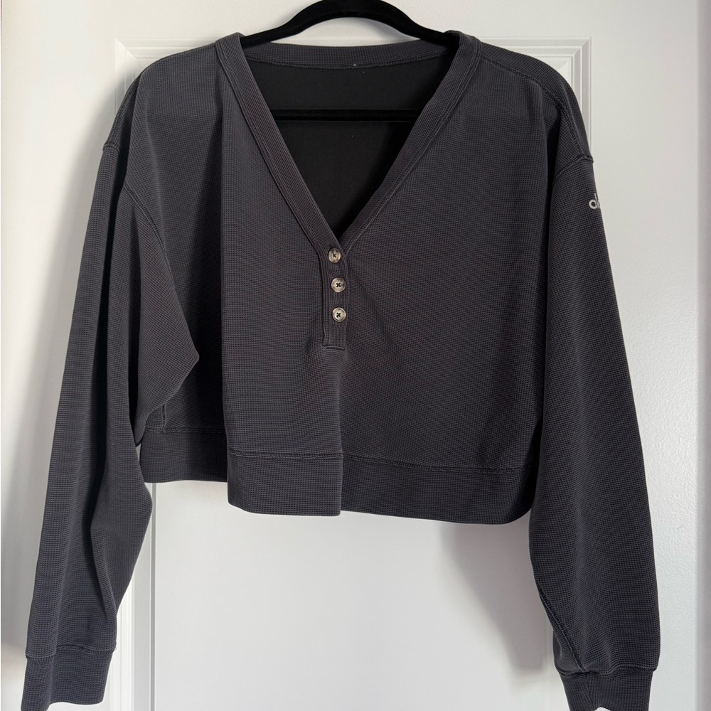 Alo Women's Charcoal Cropped Henley Sweatshirt